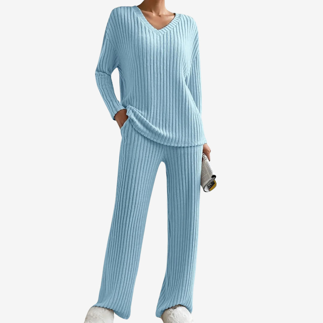 Women’s Ribbed Two-Piece Lounge Set with Long Sleeve Top and Pants