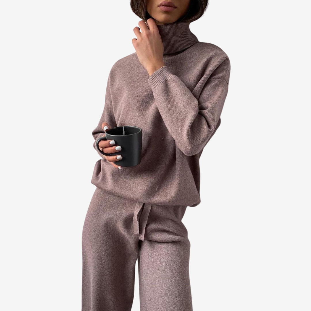 Women’s Two-Piece Turtleneck Top and Wide-Leg Pants Set