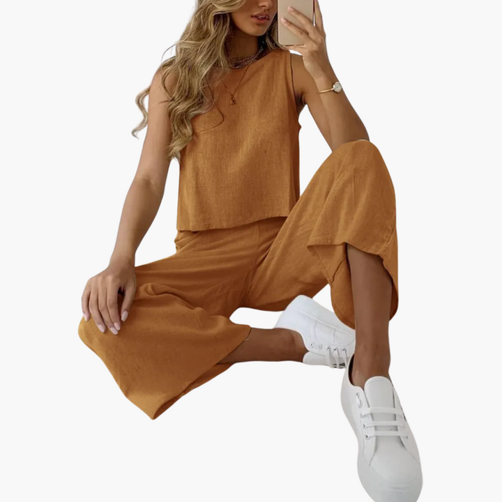 Women’s Summer Two-Piece Set with Shorts and Short-Sleeve Top